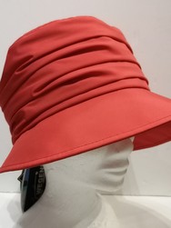 CHAPEAU GORETEX ROUGE