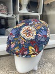 CASQUETTE MULTICOLORE FLEURI