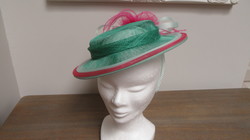 CHAPEAU VERT/FUSHIA MONTE SUR SERRE TETE